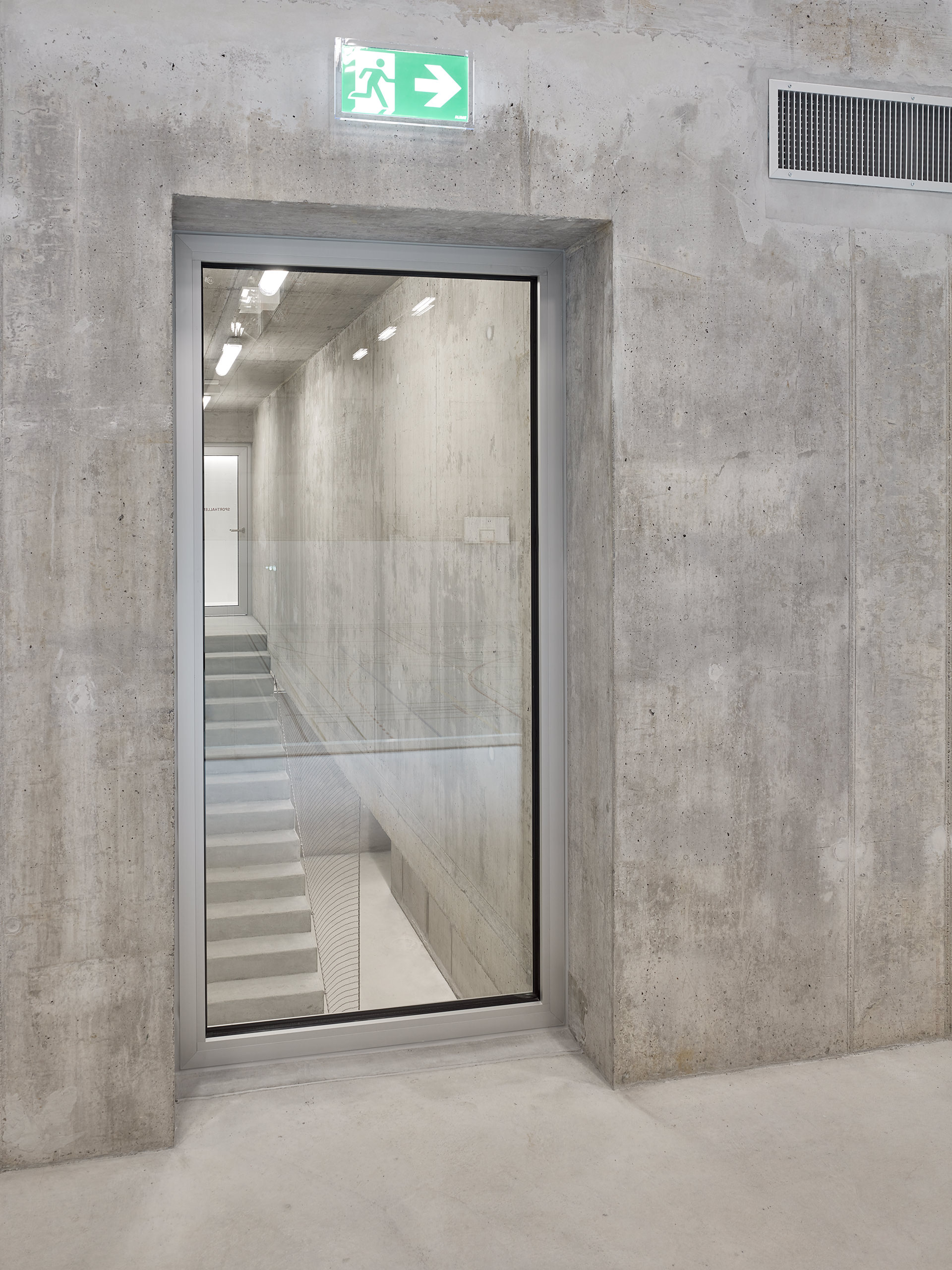 Dreifachturnhalle Kantonsschule Wettingen